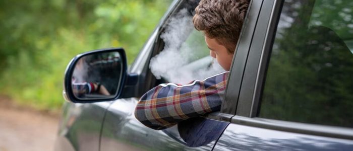 outdoors-car-smoke-steam-young-man-lifestyle-cigarette-driver_t20_BaEE6r (1)